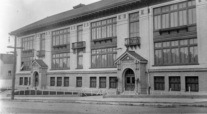 Frank McCoppin School exterior in 1912