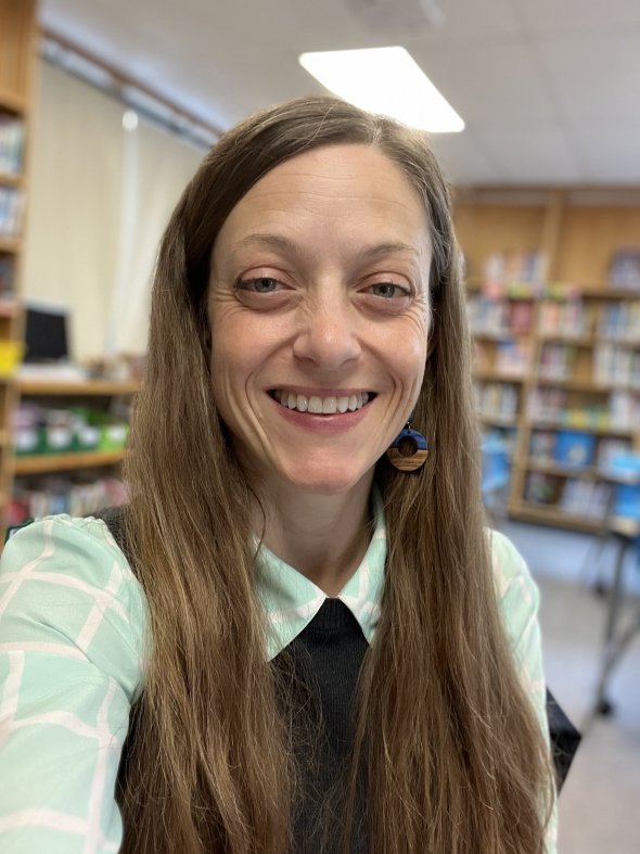 Portrait of librarian Amanda Collins